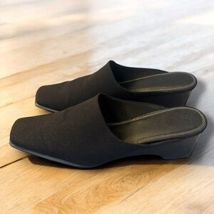 Life Stride Black Women's Mules